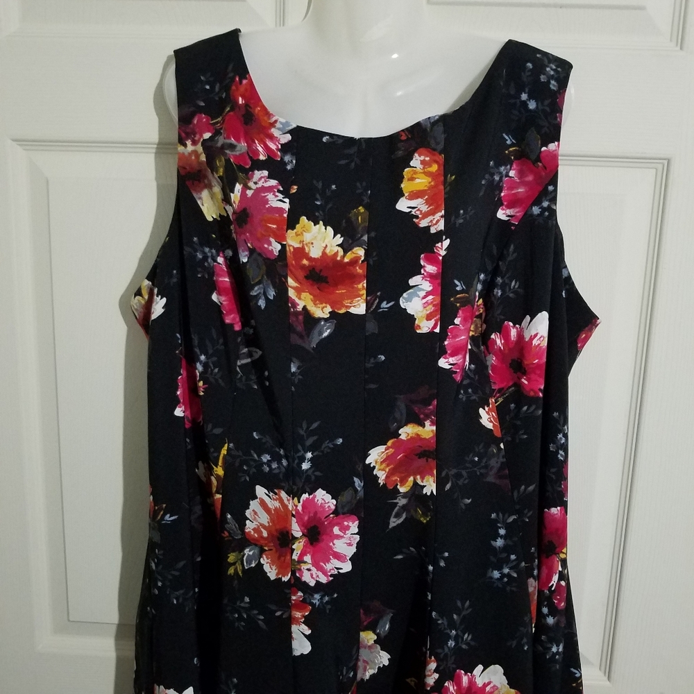 Dress Barn Plus Size 24 Floral Dress Used